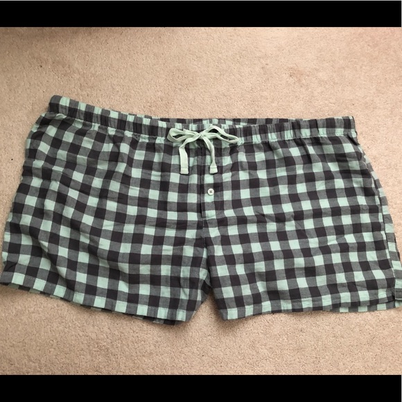 Checkered Mint Green Shorts - Picture 1 of 2